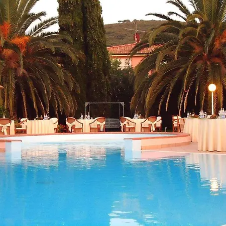 Hotel Il Magnifico De Luxe 4*